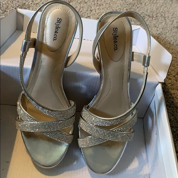Silver sequins heels - Picture 4 of 4